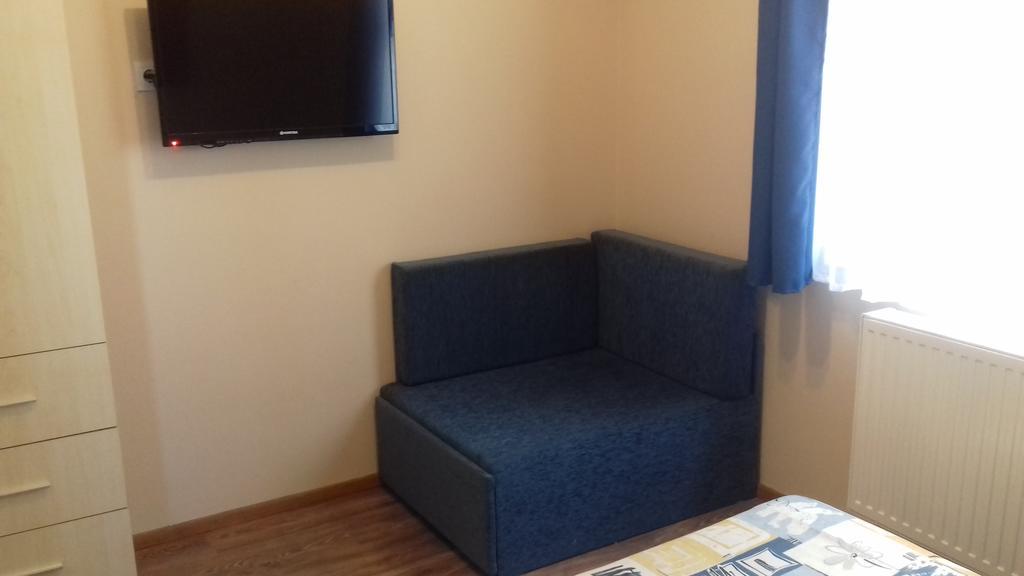 Eszter Apartmanhaz Hajdúszoboszló Екстериор снимка